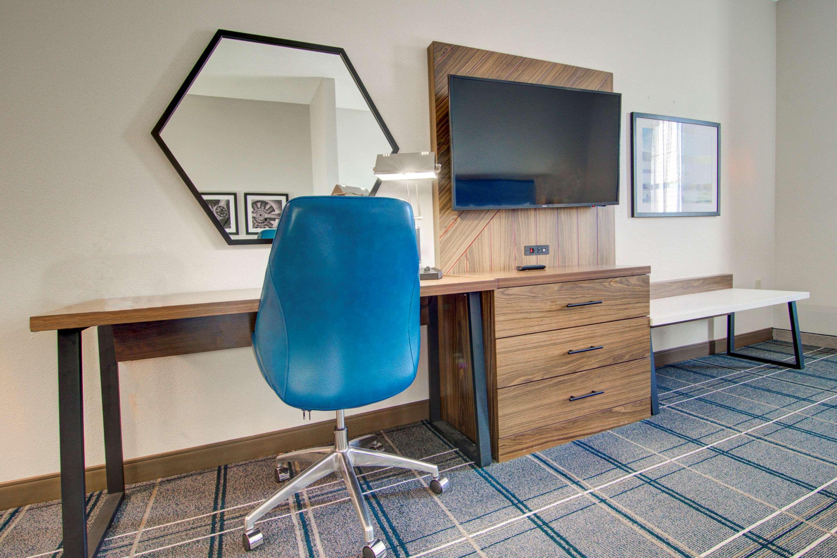 Comfort Suites Newport News Airport Extérieur photo