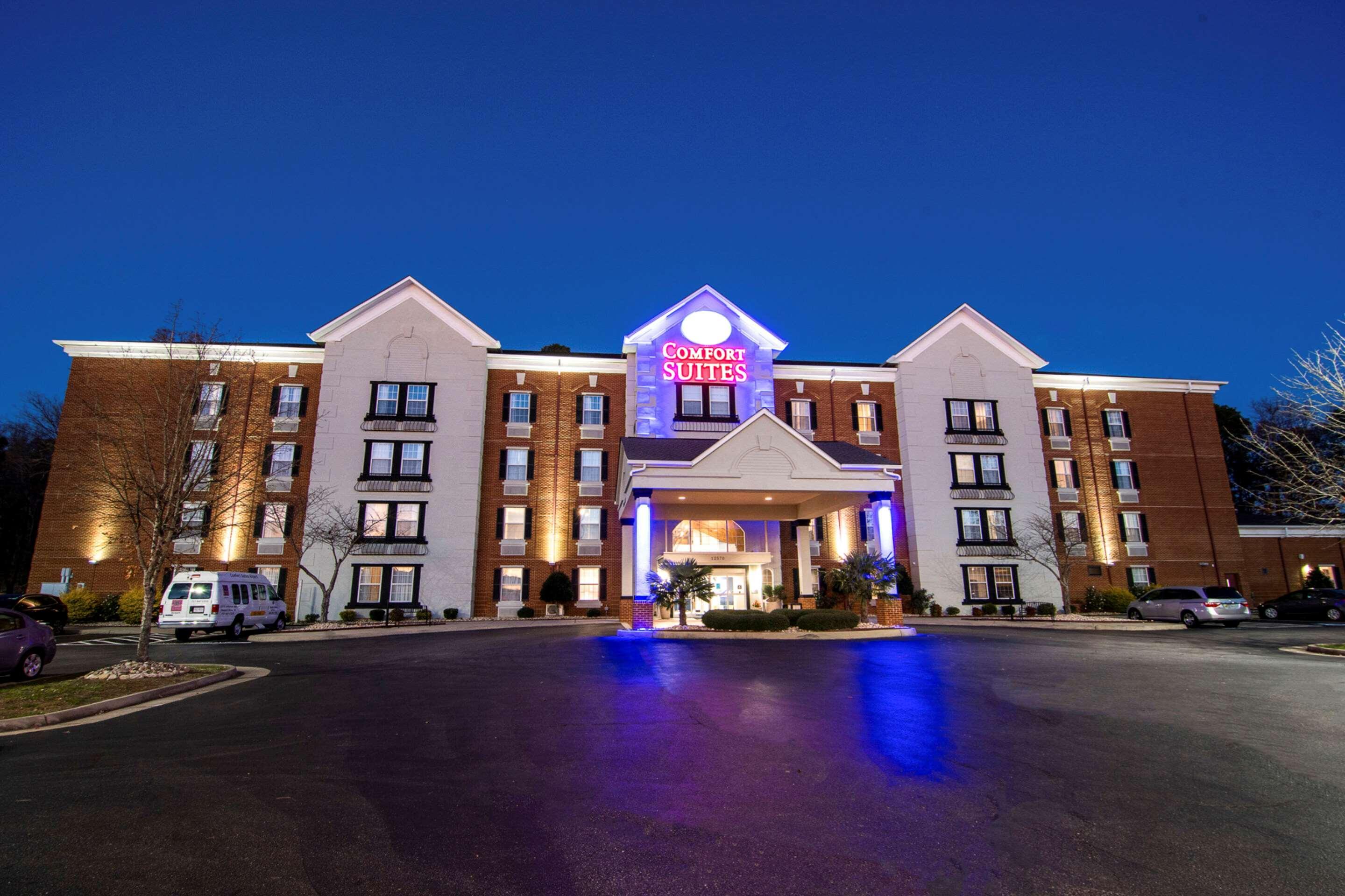 Comfort Suites Newport News Airport Extérieur photo