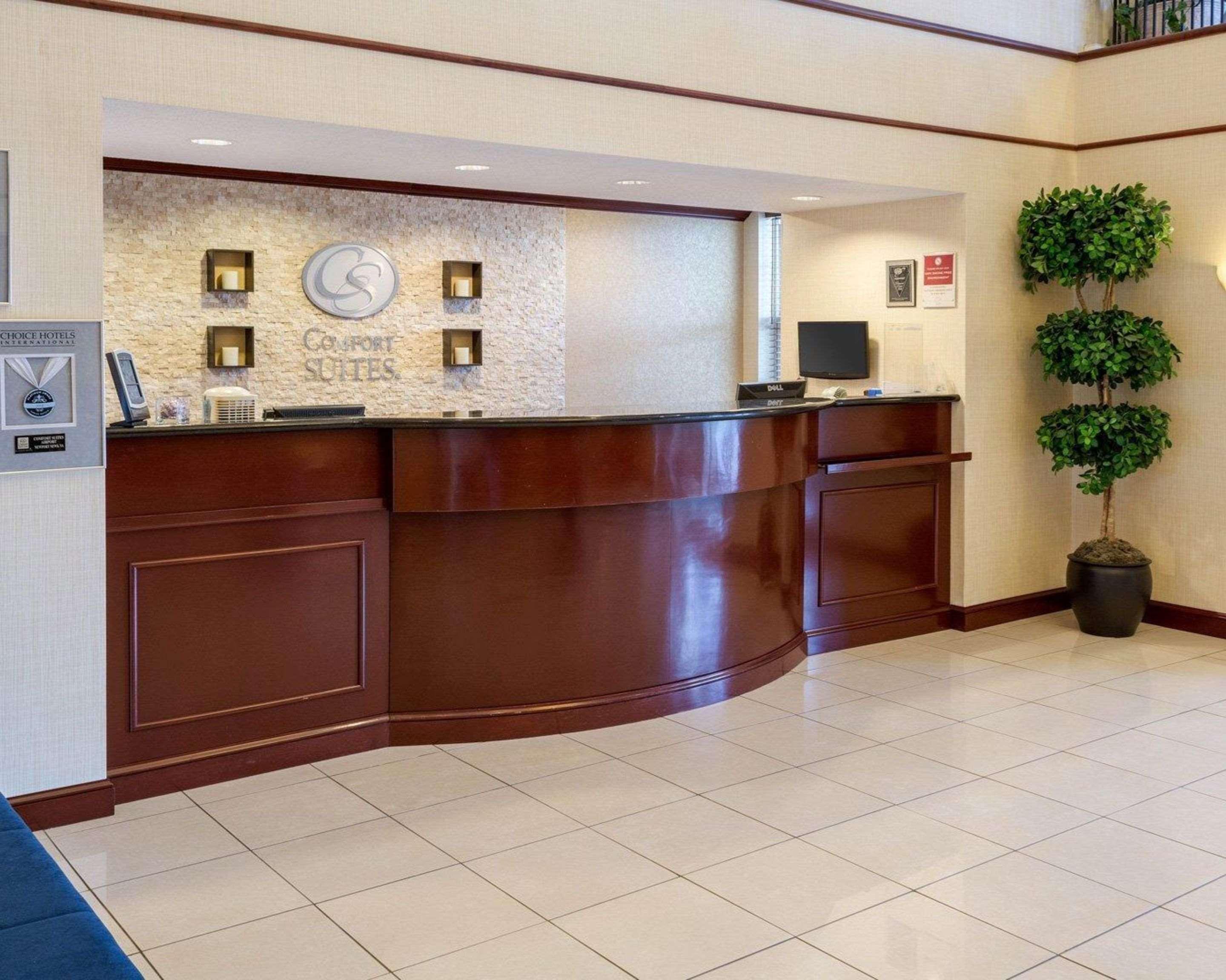 Comfort Suites Newport News Airport Extérieur photo