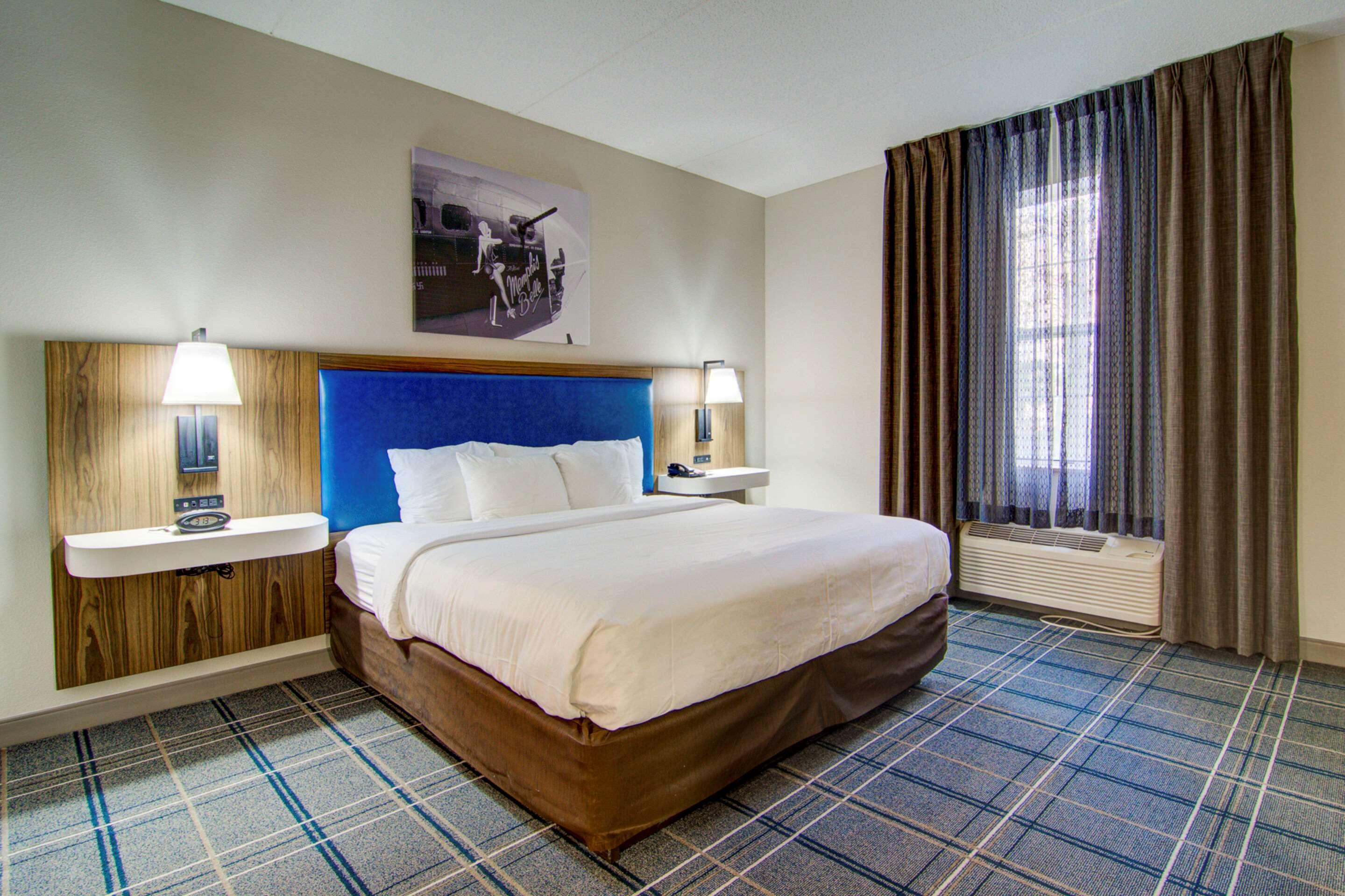 Comfort Suites Newport News Airport Extérieur photo
