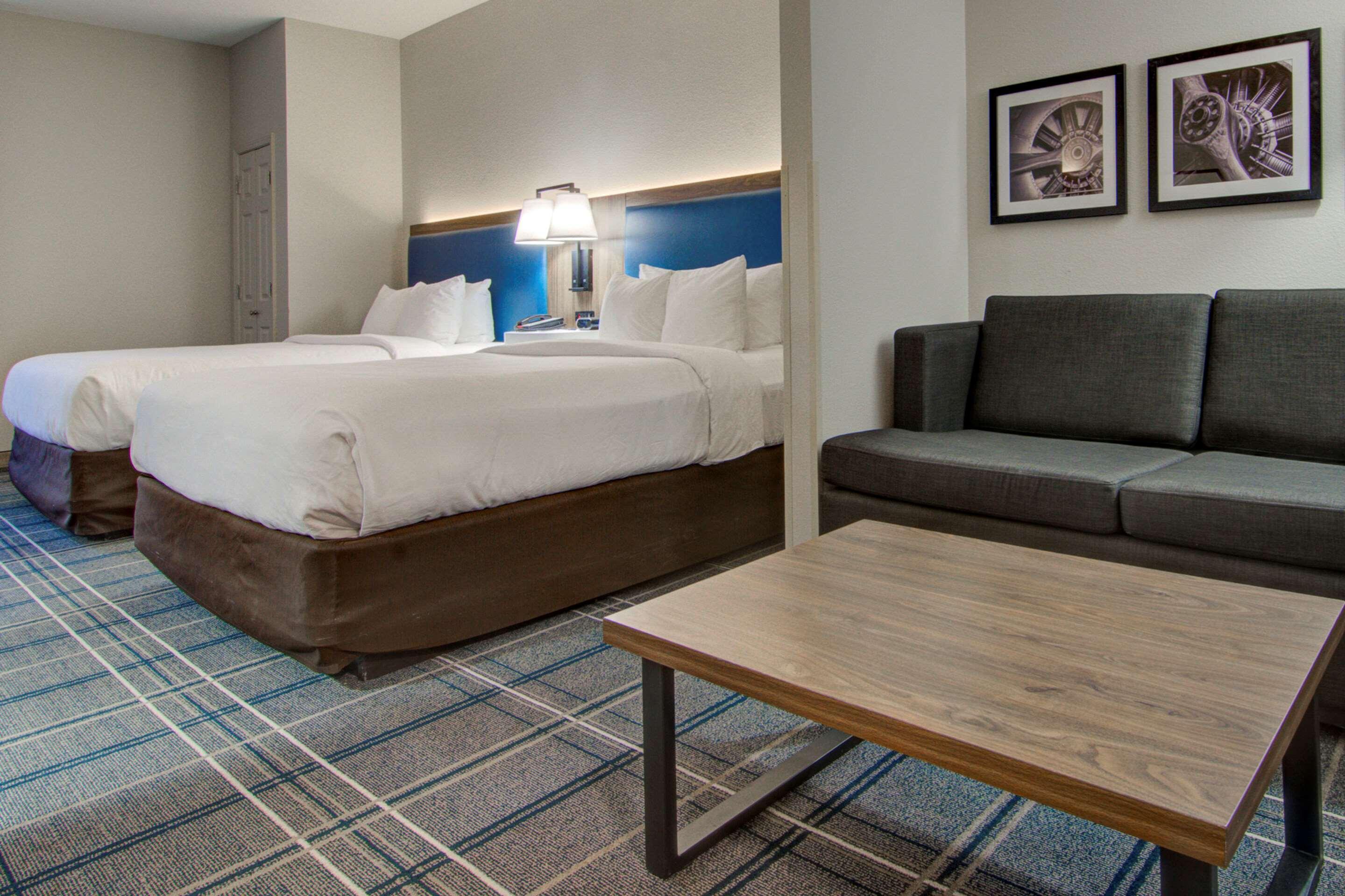 Comfort Suites Newport News Airport Extérieur photo