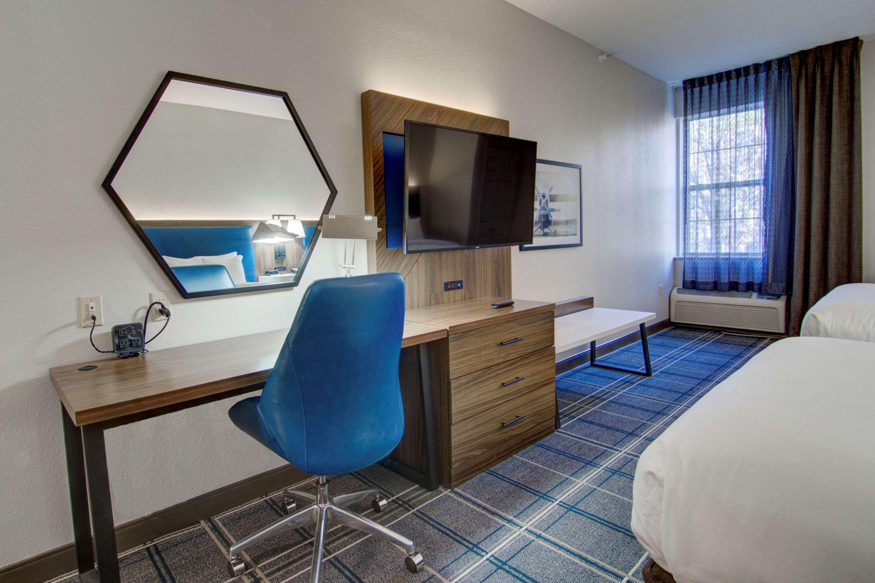 Comfort Suites Newport News Airport Extérieur photo